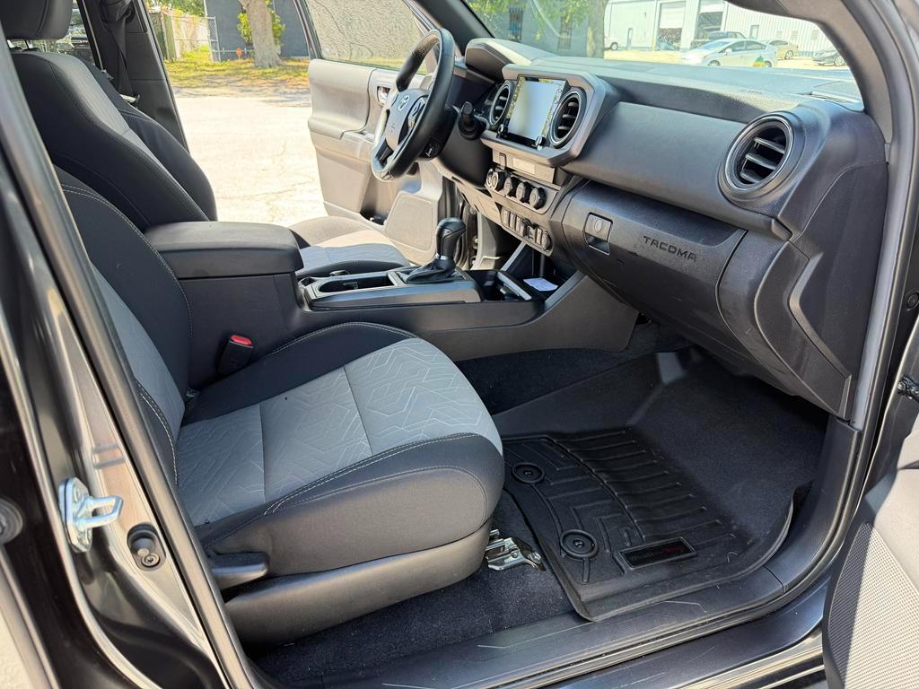 Toyota Tacoma 4WD TRD Off Road Double Cab 5' Bed V6 MT (Natl) 2023