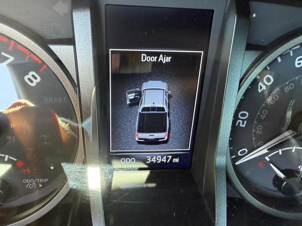 Toyota Tacoma 4WD TRD Off Road Double Cab 5' Bed V6 MT (Natl) 2023