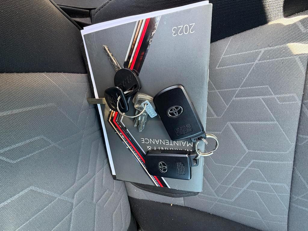 Toyota Tacoma 4WD TRD Off Road Double Cab 5' Bed V6 MT (Natl) 2023