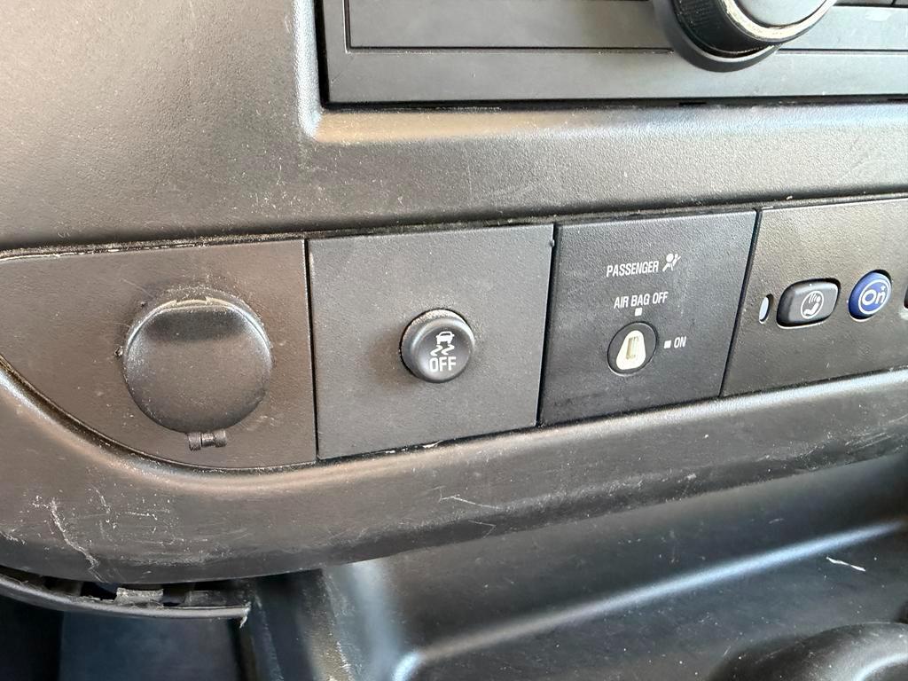 Chevrolet Express Cargo Van RWD 2500 135" 2025