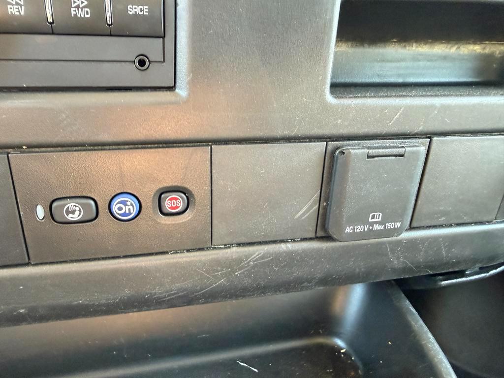 Chevrolet Express Cargo Van RWD 2500 135" 2025