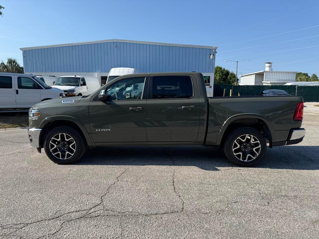 RAM 1500 Laramie 4x4 Crew Cab 5'7" Box 2026