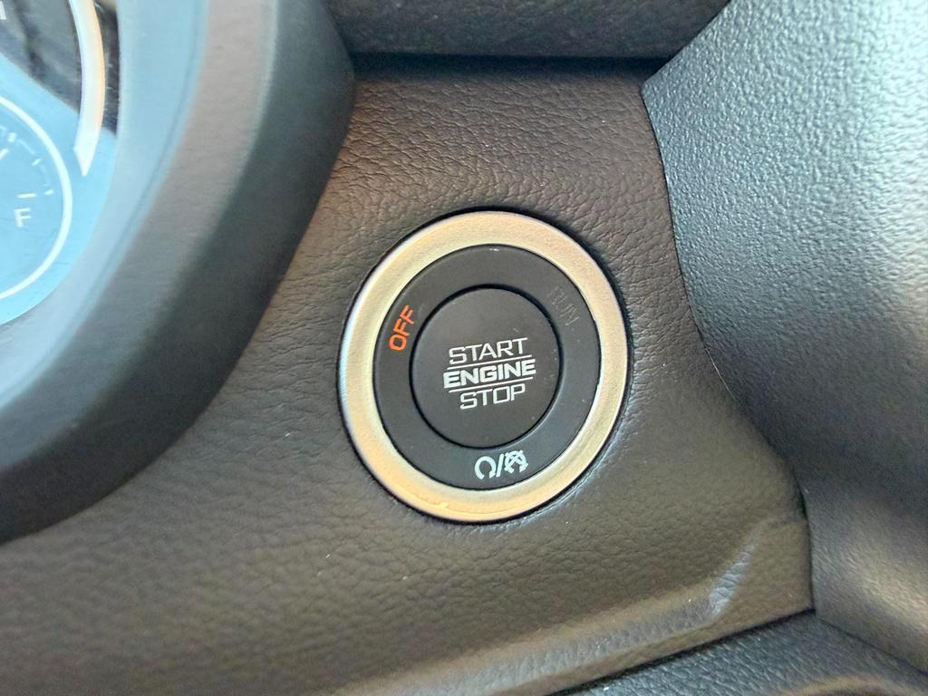 RAM 1500 Laramie 4x4 Crew Cab 5'7" Box 2026