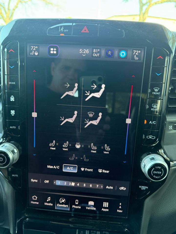 RAM 1500 Laramie 4x4 Crew Cab 5'7" Box 2026