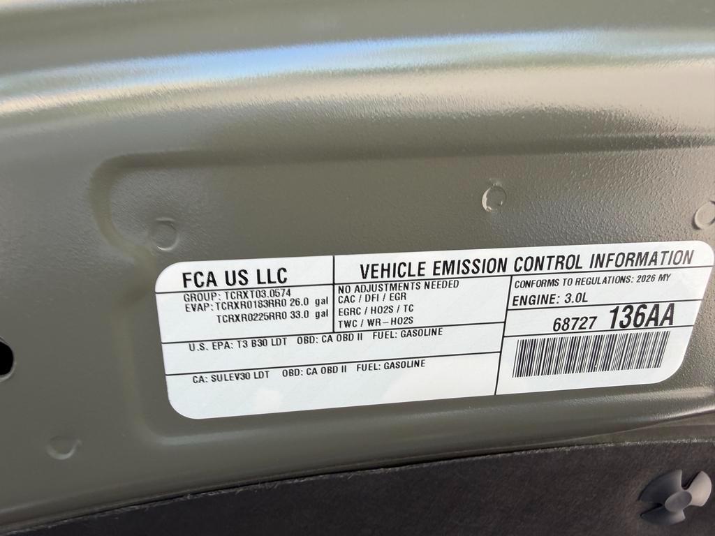 RAM 1500 Laramie 4x4 Crew Cab 5'7" Box 2026