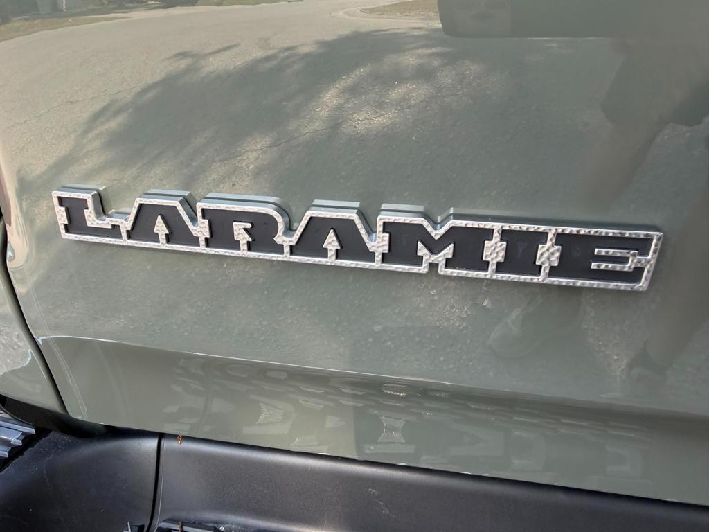 RAM 1500 Laramie 4x4 Crew Cab 5'7" Box 2026