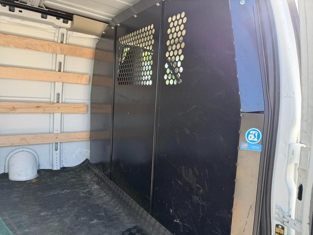 Chevrolet Express Cargo Van RWD 2500 135" 2025