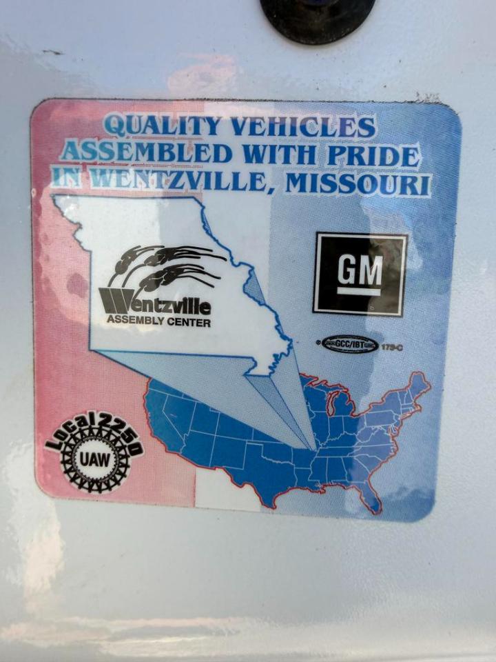Chevrolet Express Cargo Van RWD 2500 135" 2025