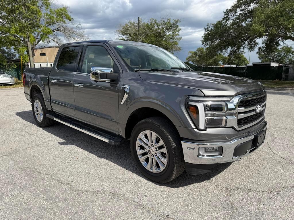 Ford F-150 Lariat 4WD SuperCrew 5.5' Box 2024