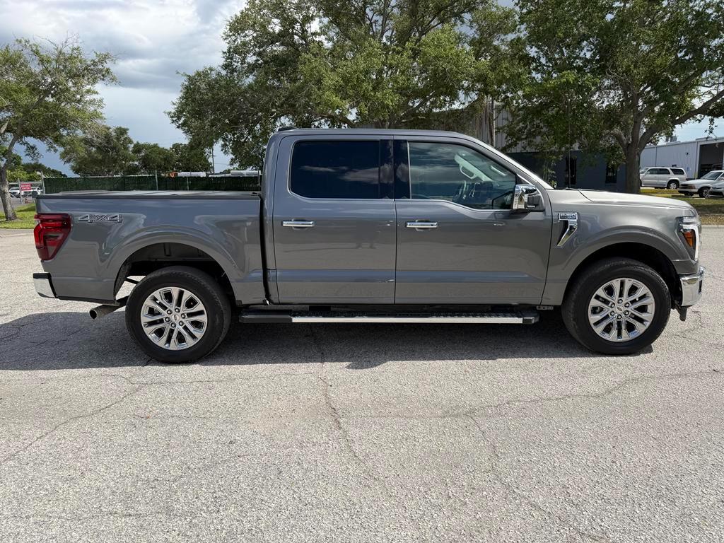Ford F-150 Lariat 4WD SuperCrew 5.5' Box 2024