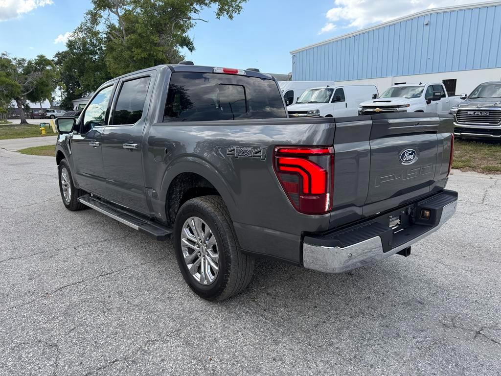 Ford F-150 Lariat 4WD SuperCrew 5.5' Box 2024