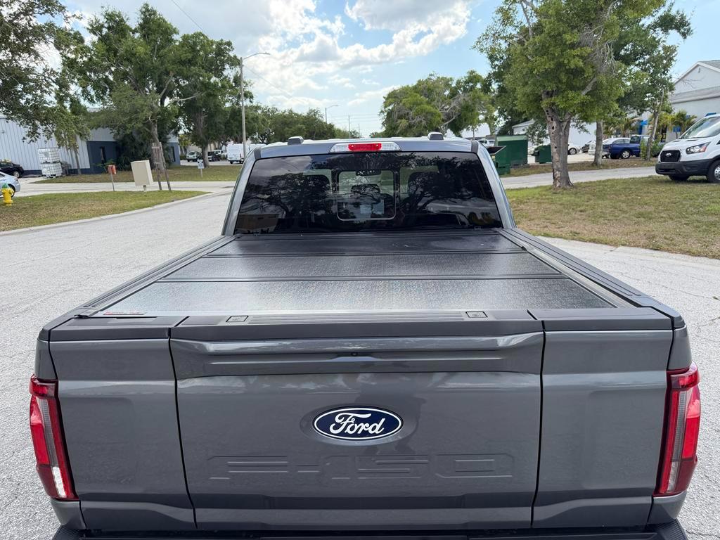 Ford F-150 Lariat 4WD SuperCrew 5.5' Box 2024