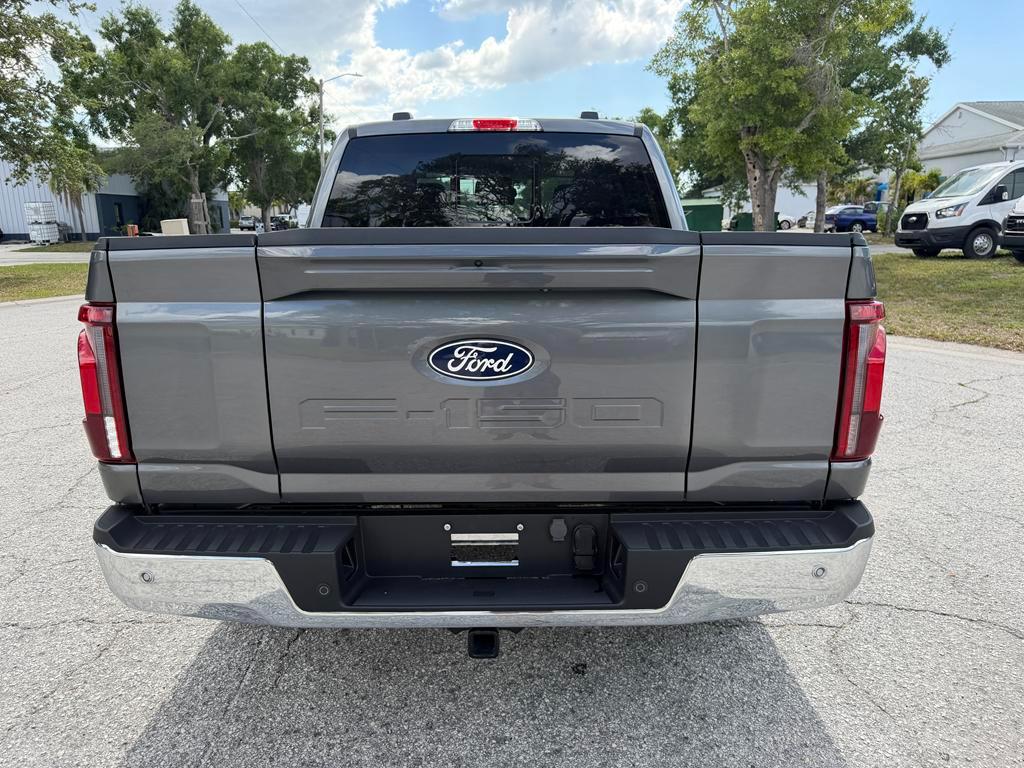 Ford F-150 Lariat 4WD SuperCrew 5.5' Box 2024