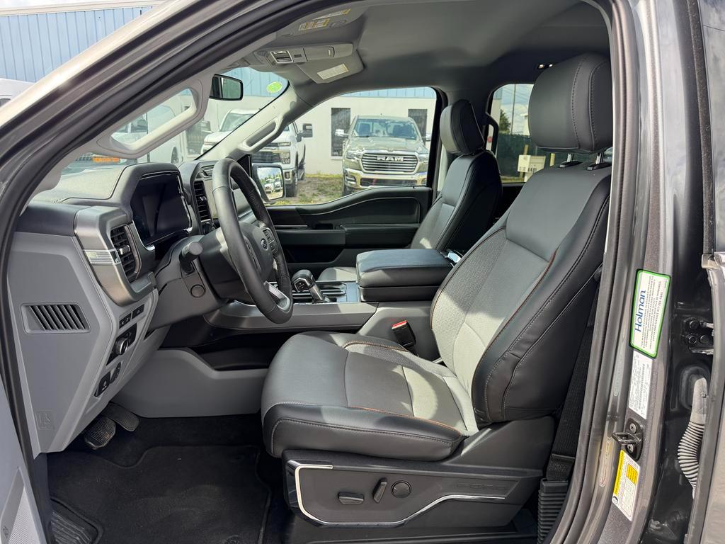 Ford F-150 Lariat 4WD SuperCrew 5.5' Box 2024