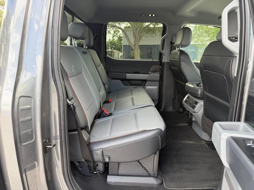 Ford F-150 Lariat 4WD SuperCrew 5.5' Box 2024