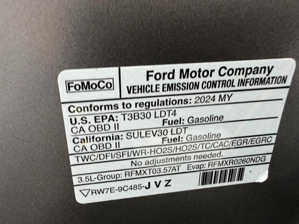 Ford F-150 Lariat 4WD SuperCrew 5.5' Box 2024