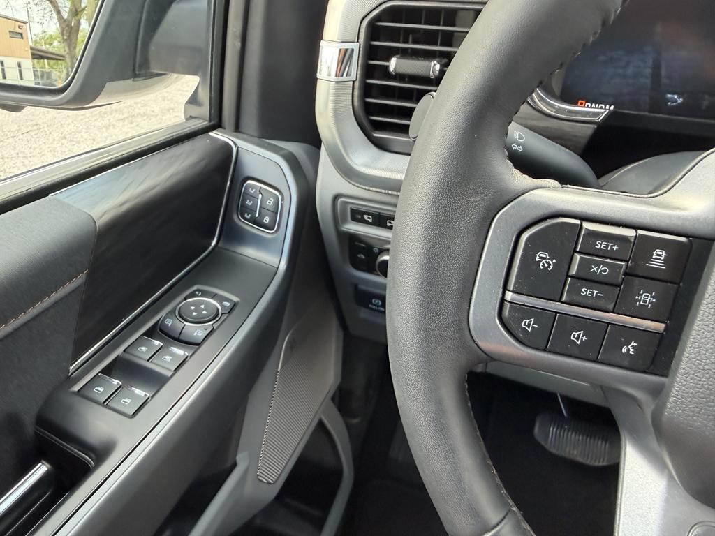 Ford F-150 Lariat 4WD SuperCrew 5.5' Box 2024