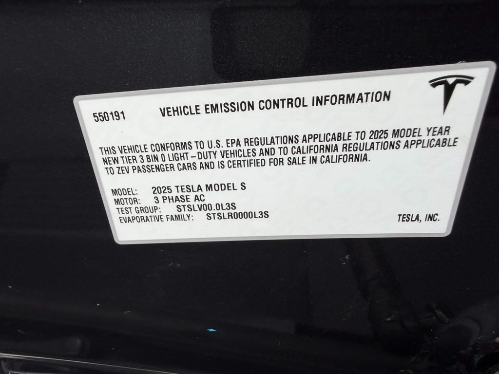 Tesla Model S Plaid AWD 2025