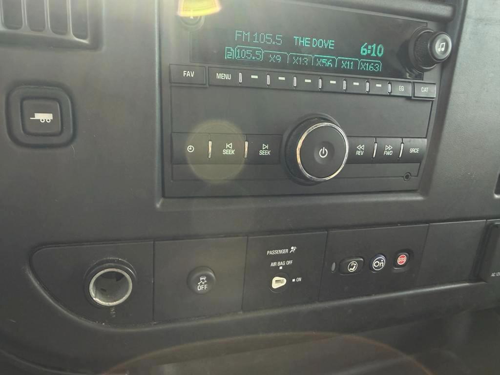 Chevrolet Express Cargo Van RWD 2500 135" 2024