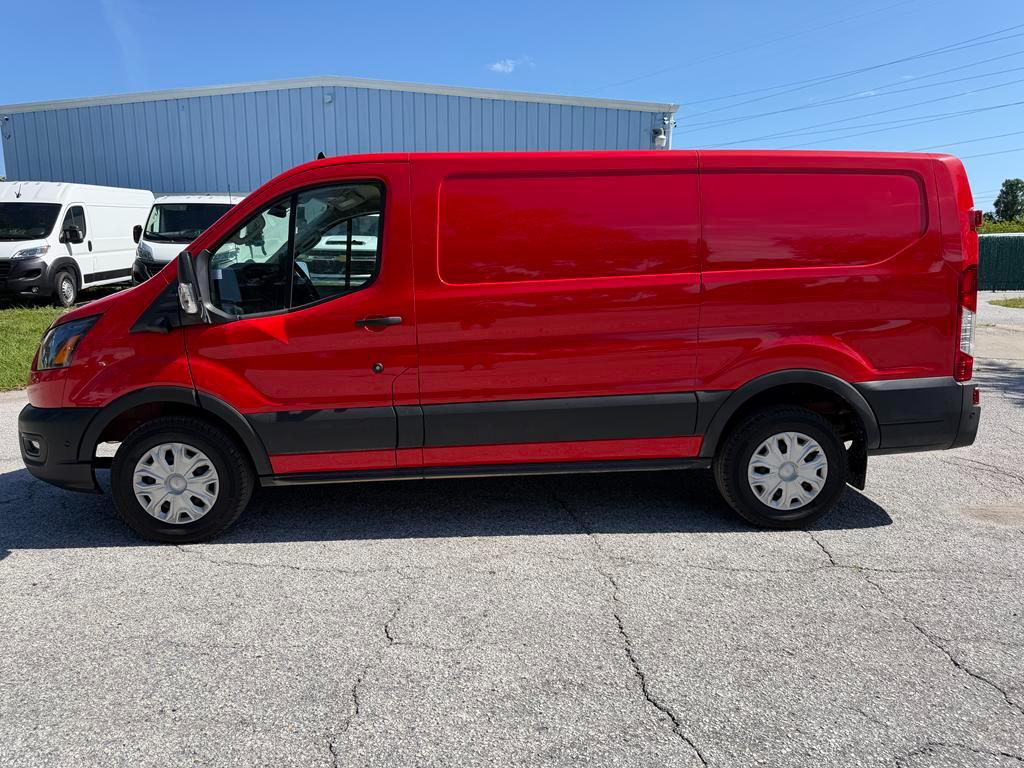 Ford Transit Cargo Van T-150 130" Low Rf 8670 GVWR RWD 2025