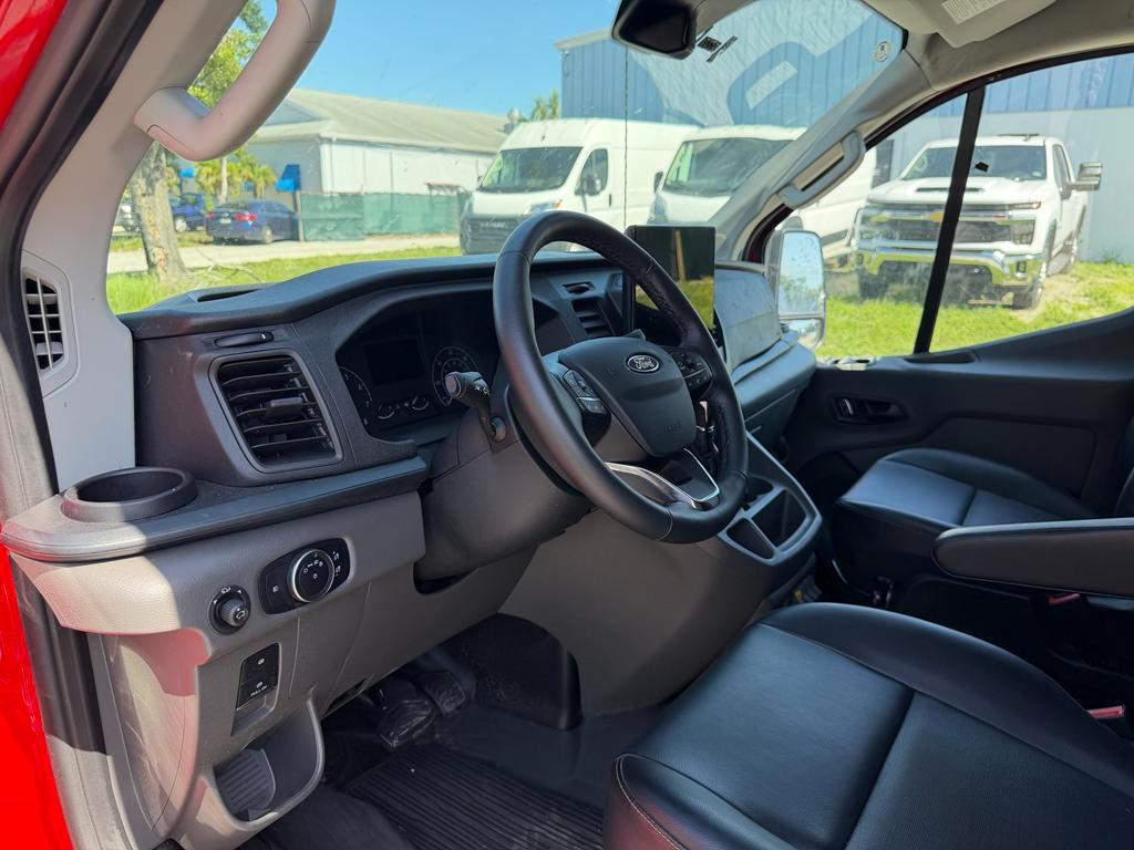 Ford Transit Cargo Van T-150 130" Low Rf 8670 GVWR RWD 2025