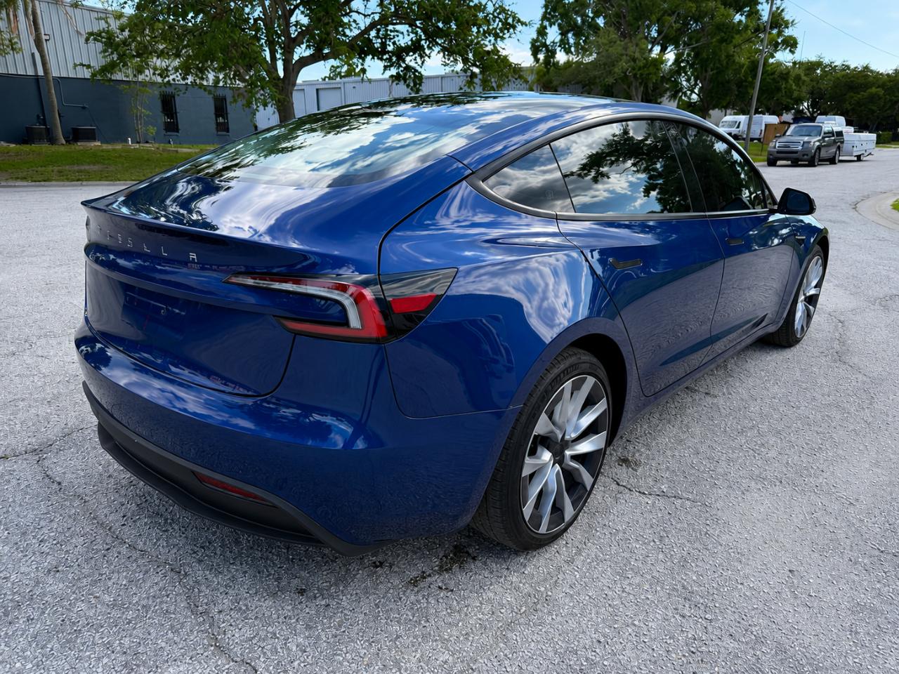 Tesla Model 3 Long Range RWD 2025