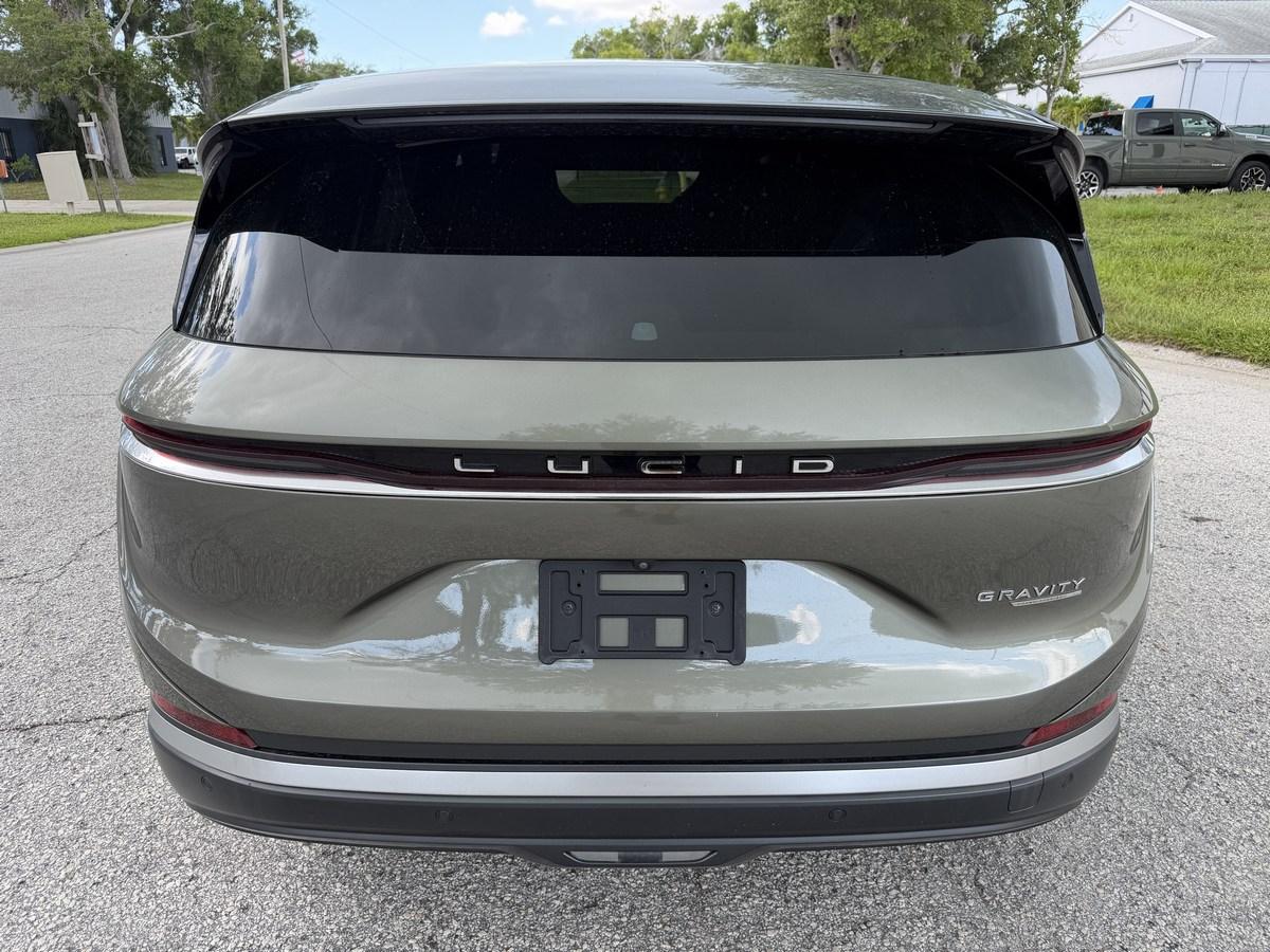 Lucid Gravity Grand Touring AWD 2026