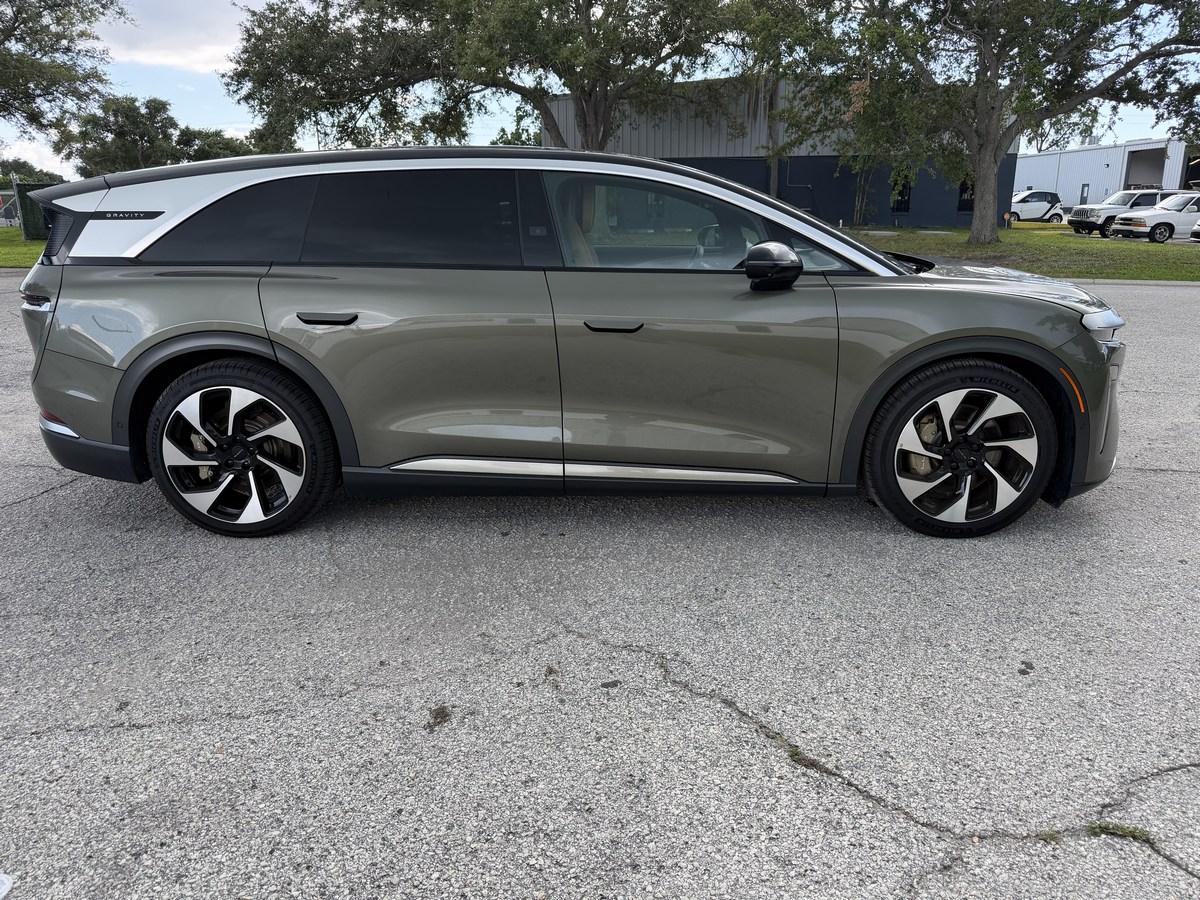 Lucid Gravity Grand Touring AWD 2026