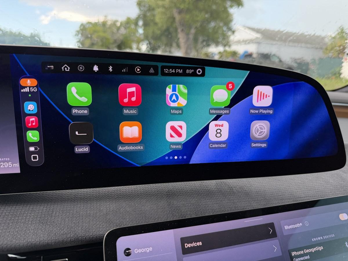 Lucid Gravity Grand Touring AWD 2026