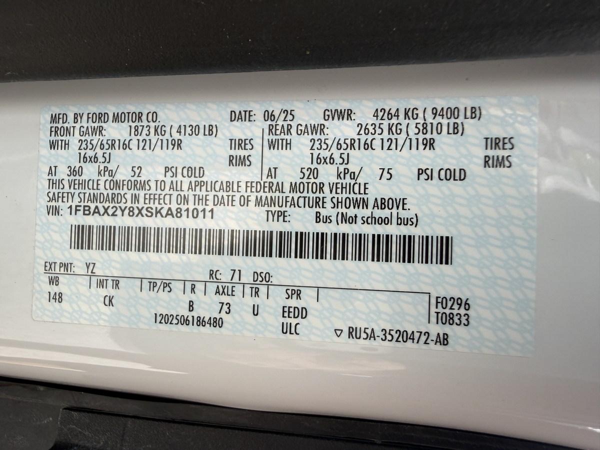 Ford Transit Passenger Wagon T-350 148" Low Roof XLT RWD 2025