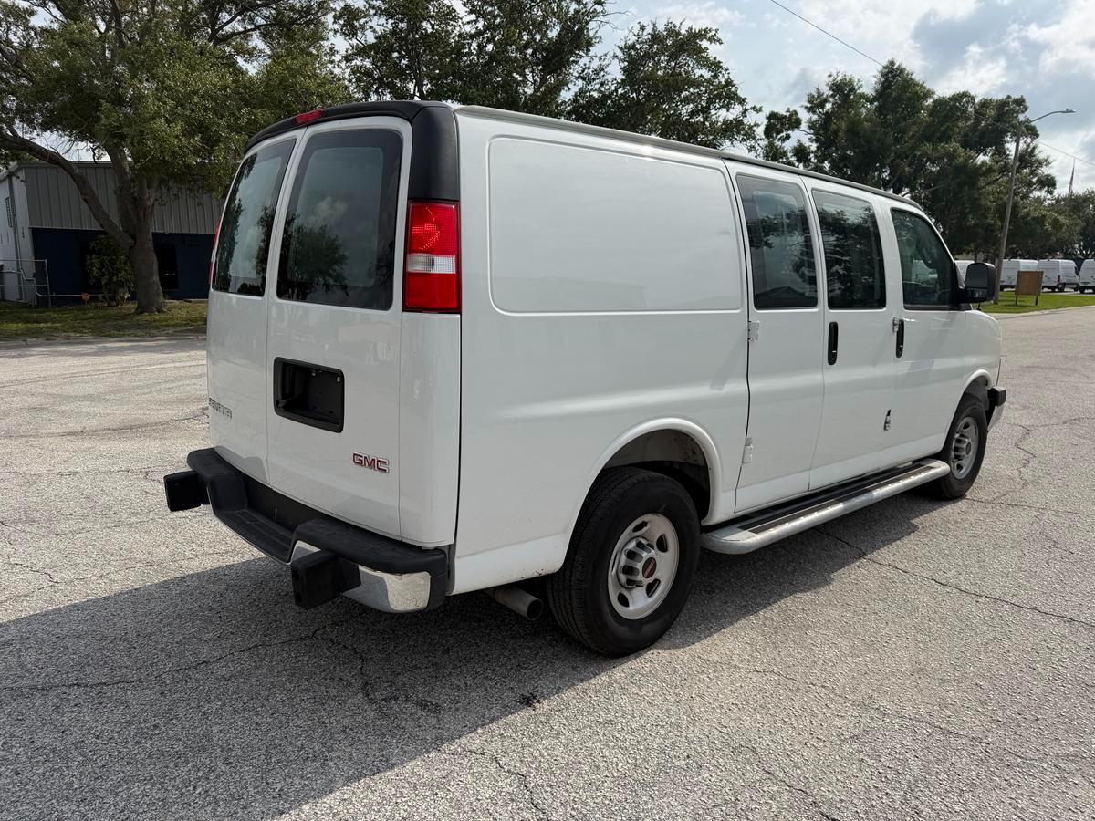 GMC Savana Cargo Van RWD 2500 135" 2025