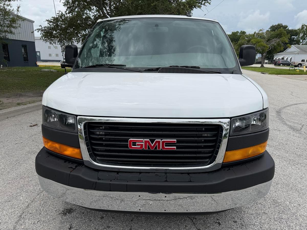 GMC Savana Cargo Van RWD 2500 135" 2025