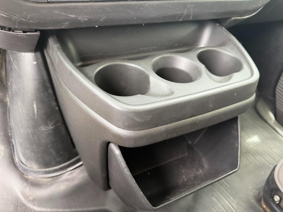 GMC Savana Cargo Van RWD 2500 135" 2025