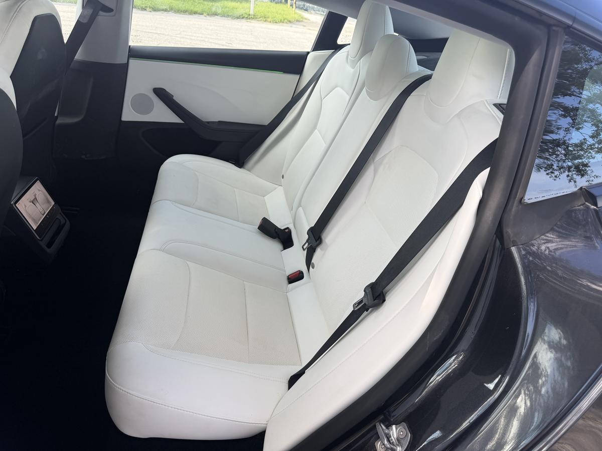 Tesla Model 3 Long Range RWD 2025