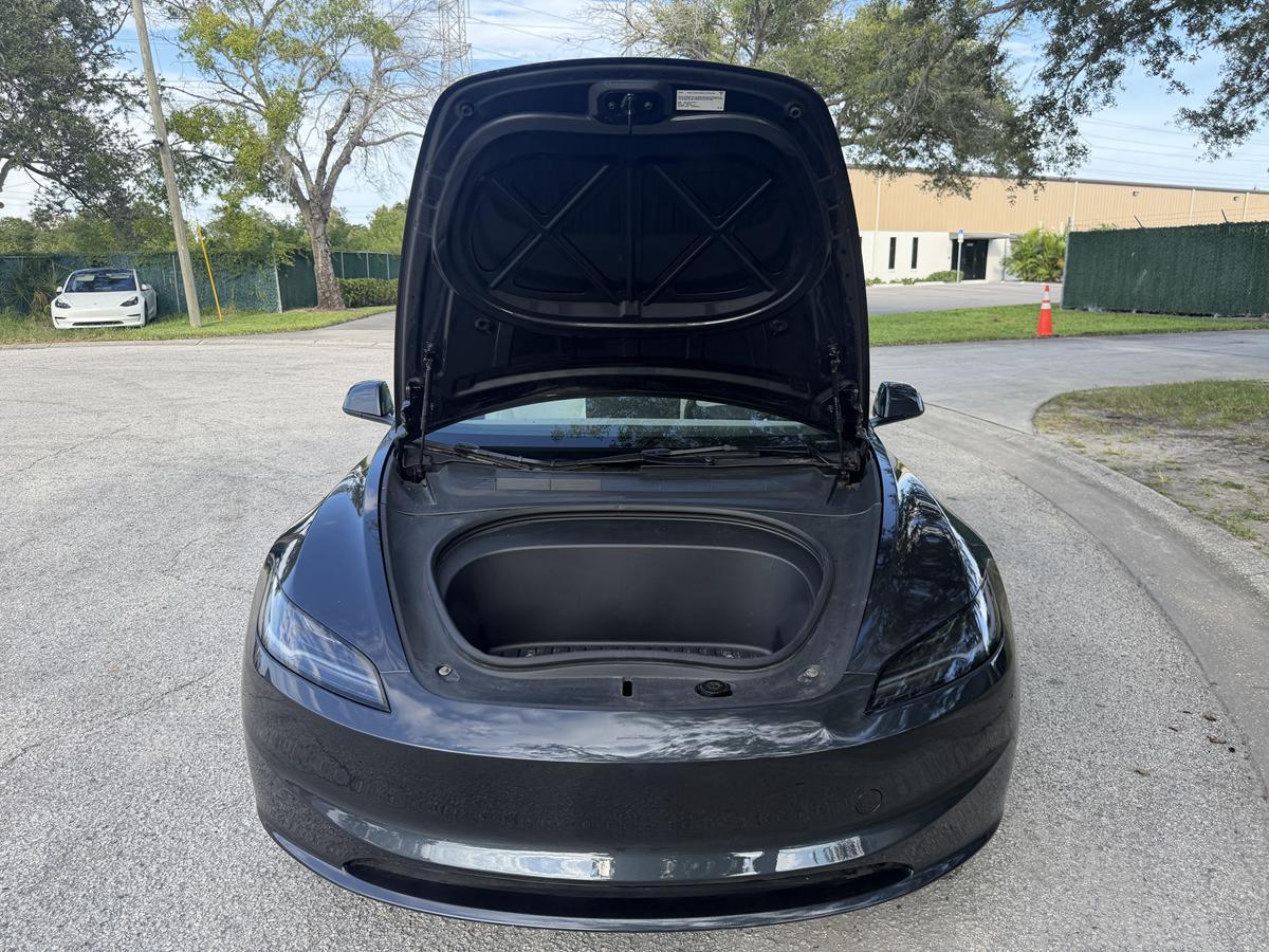 Tesla Model 3 Long Range RWD 2025