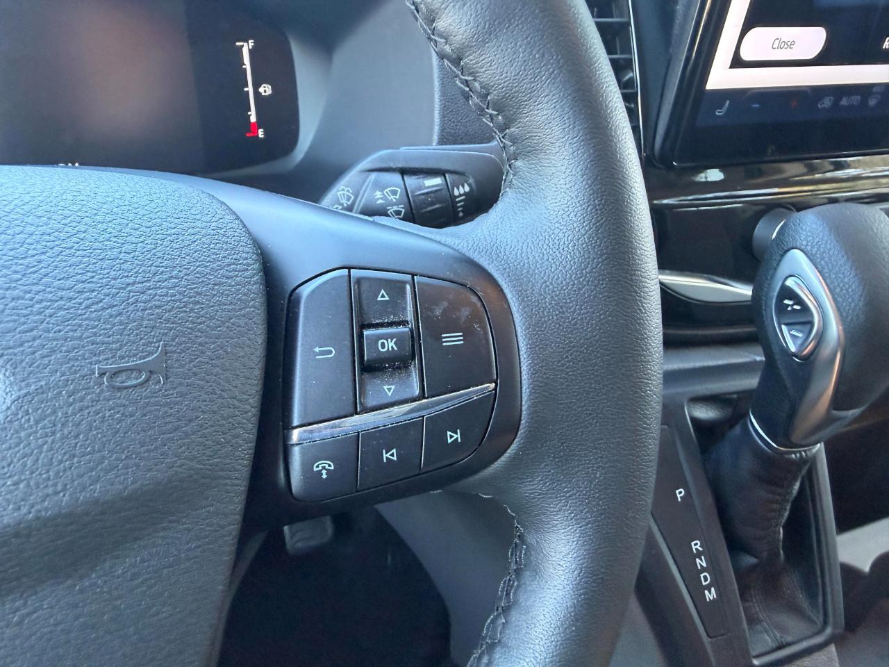 Ford Transit Passenger Wagon T-350 148" Low Roof XLT RWD 2026