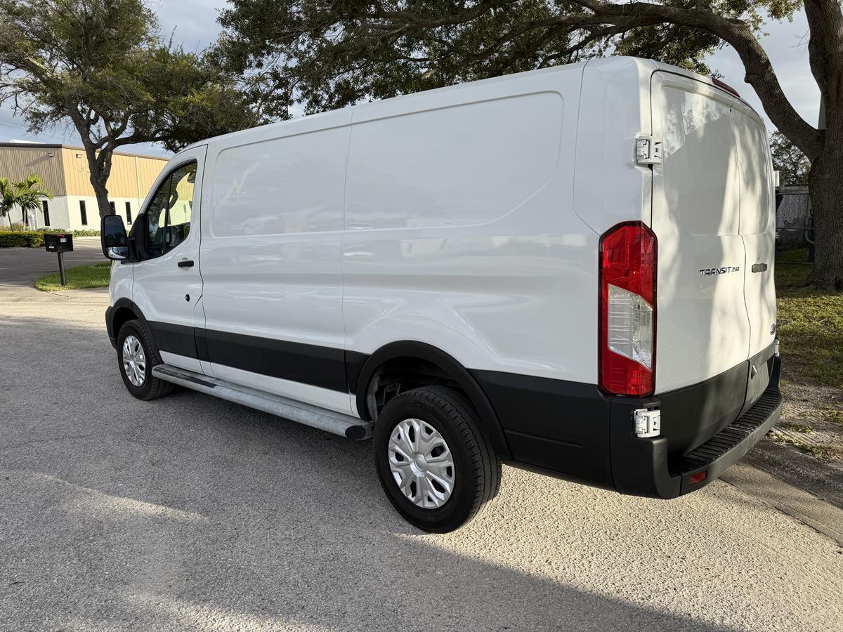 Ford Transit Cargo Van T-250 130" Low Rf 9070 GVWR RWD 2024