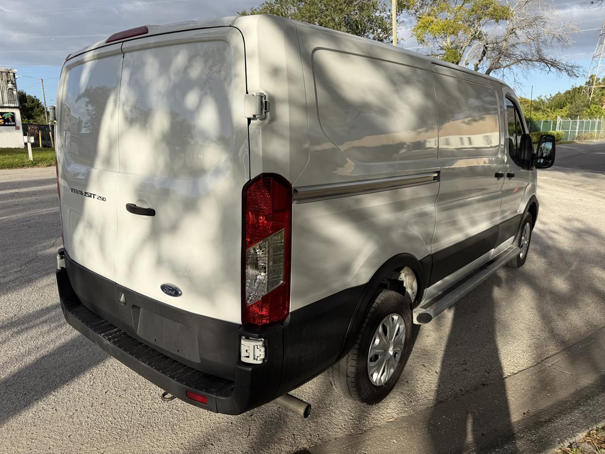 Ford Transit Cargo Van T-250 130" Low Rf 9070 GVWR RWD 2024