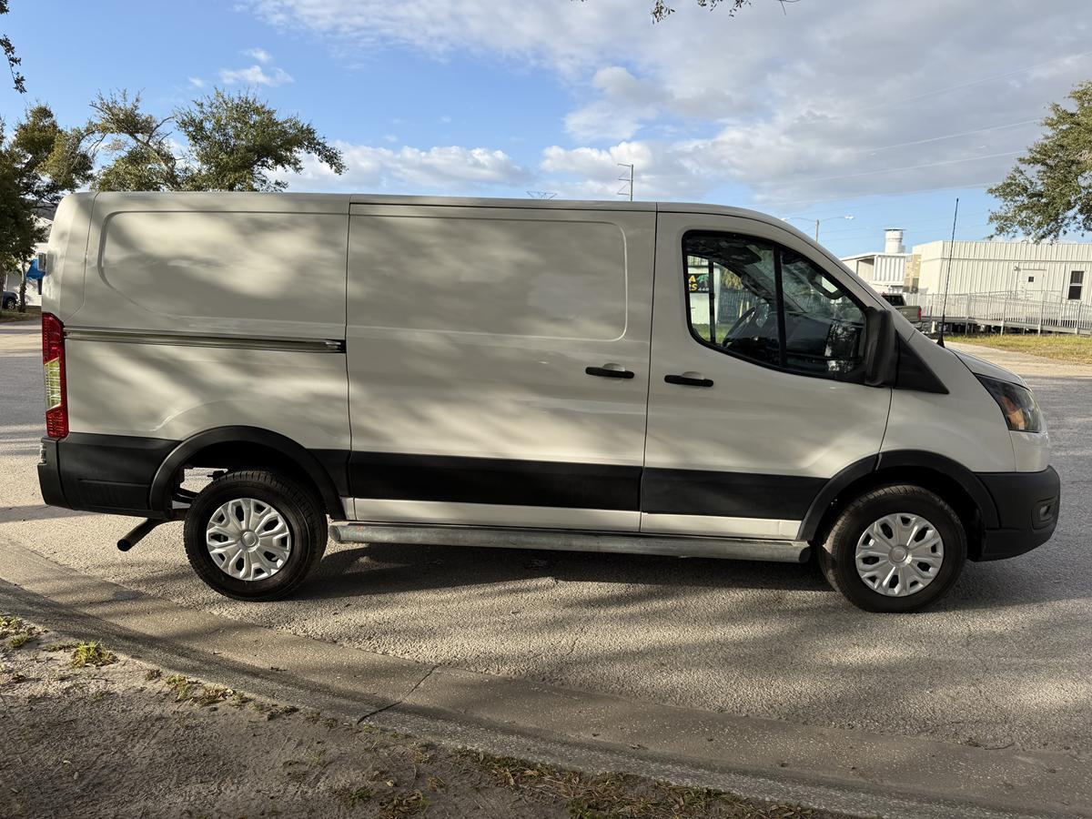 Ford Transit Cargo Van T-250 130" Low Rf 9070 GVWR RWD 2024