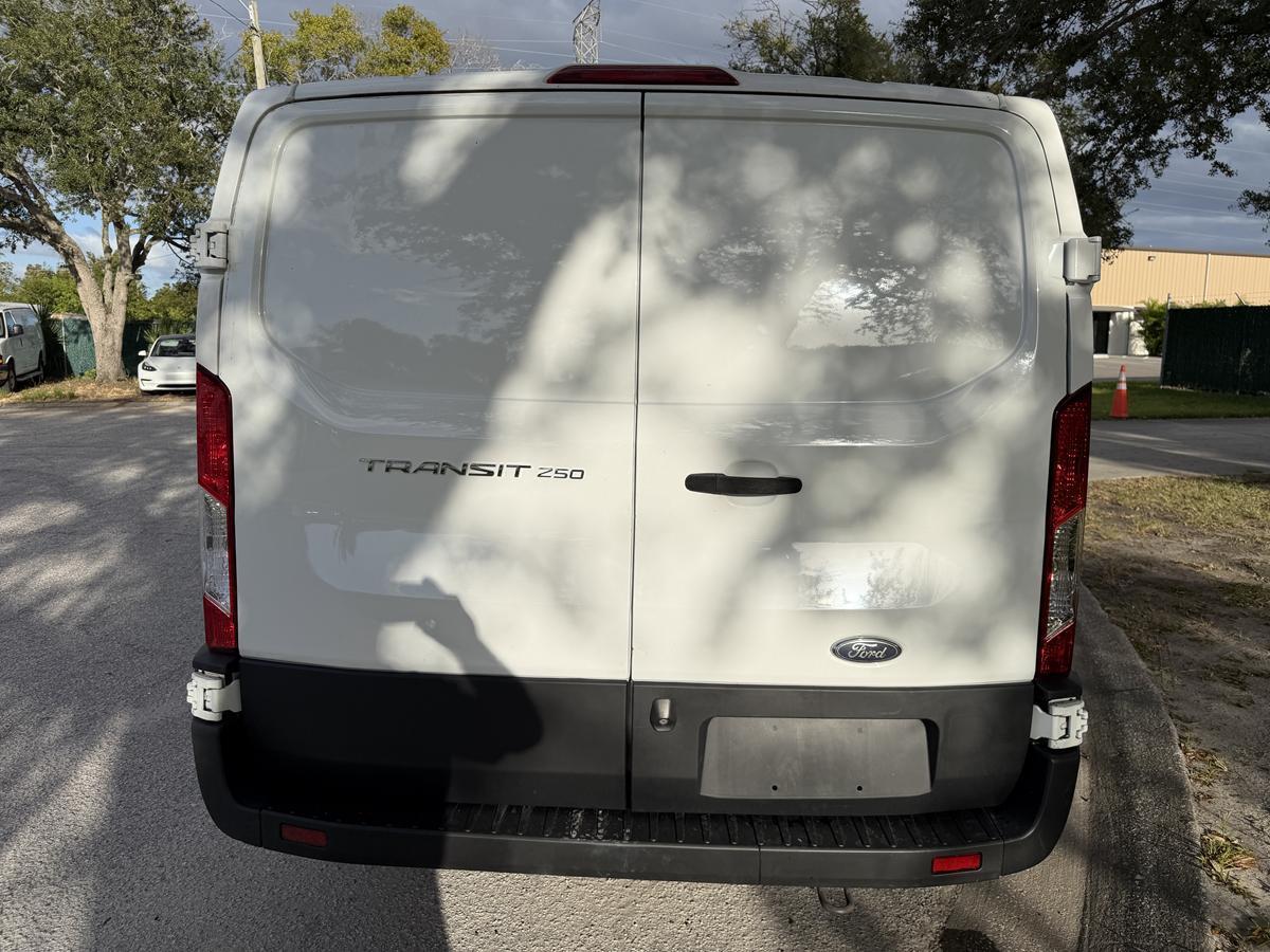 Ford Transit Cargo Van T-250 130" Low Rf 9070 GVWR RWD 2024