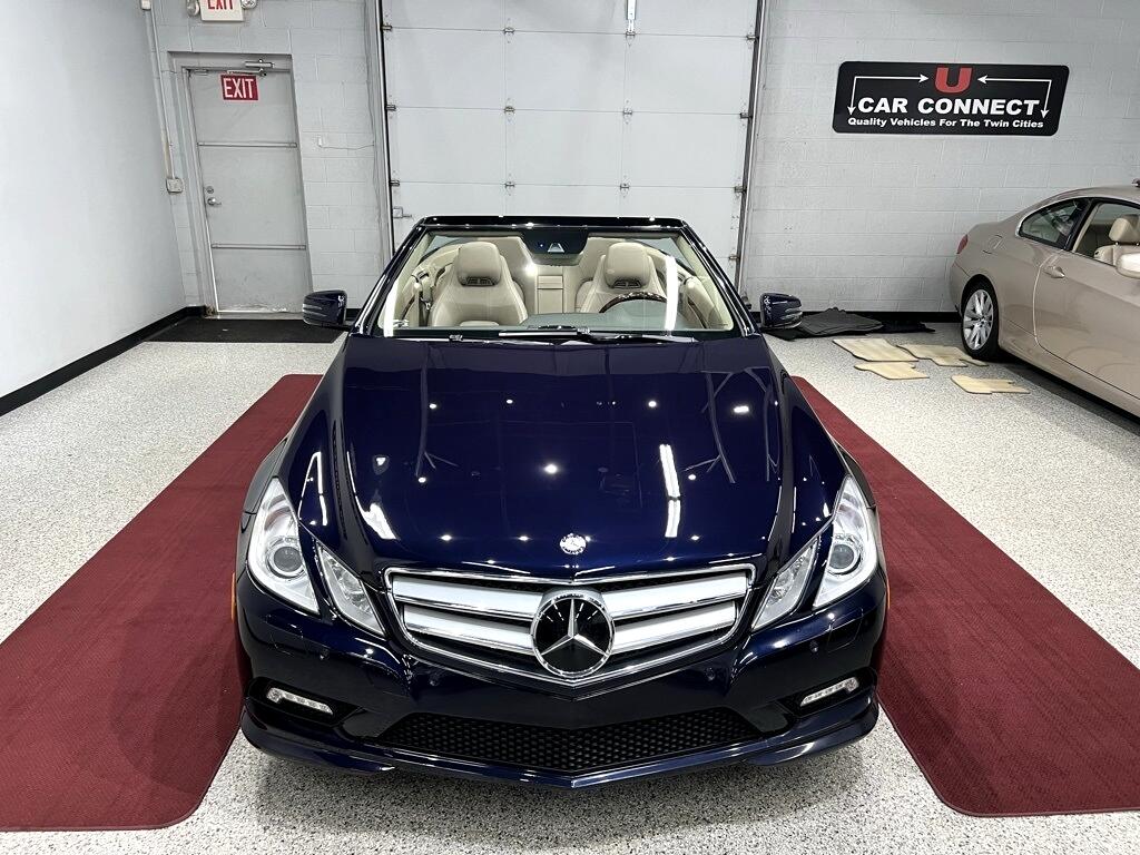 2011 Mercedes Benz E 550 photo 4