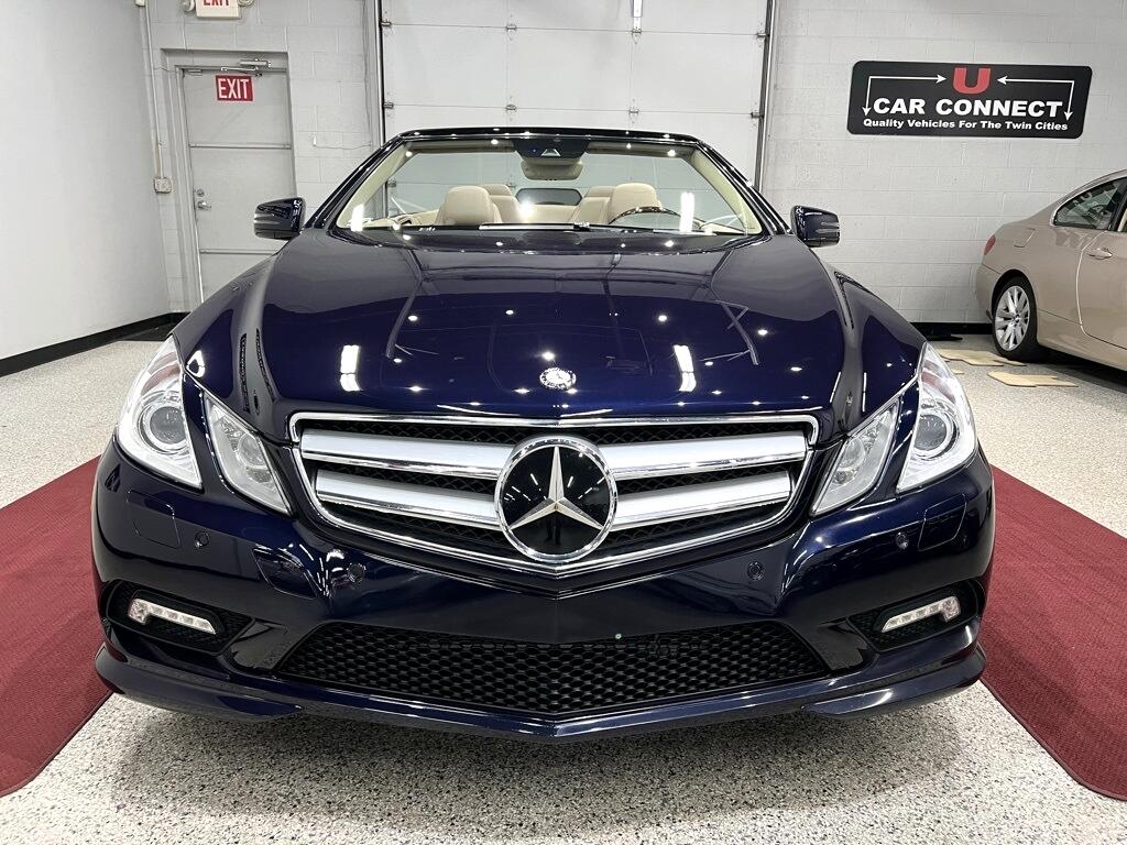 2011 Mercedes Benz E 550 photo 6