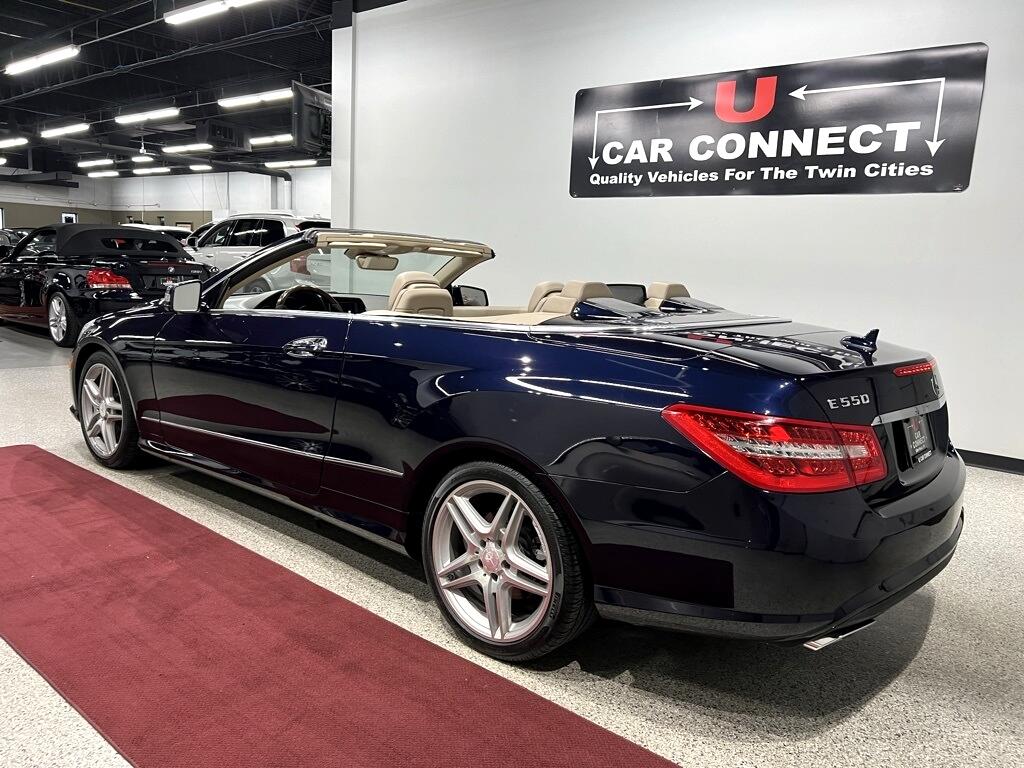 2011 Mercedes Benz E 550 photo 17