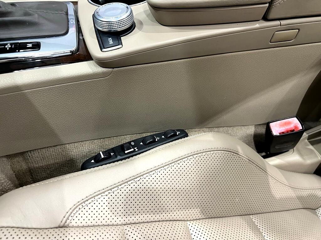 2011 Mercedes Benz E 550 photo 46