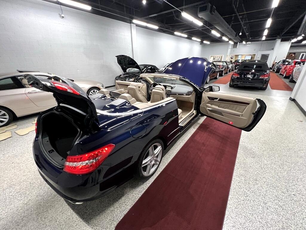 2011 Mercedes Benz E 550 photo 53