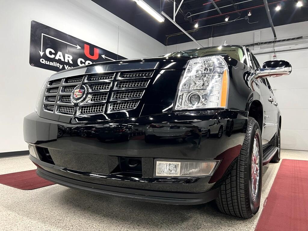 2007 Cadillac Escalade EXT photo 2