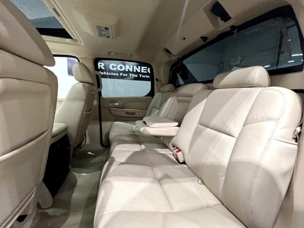 2007 Cadillac Escalade EXT photo 23