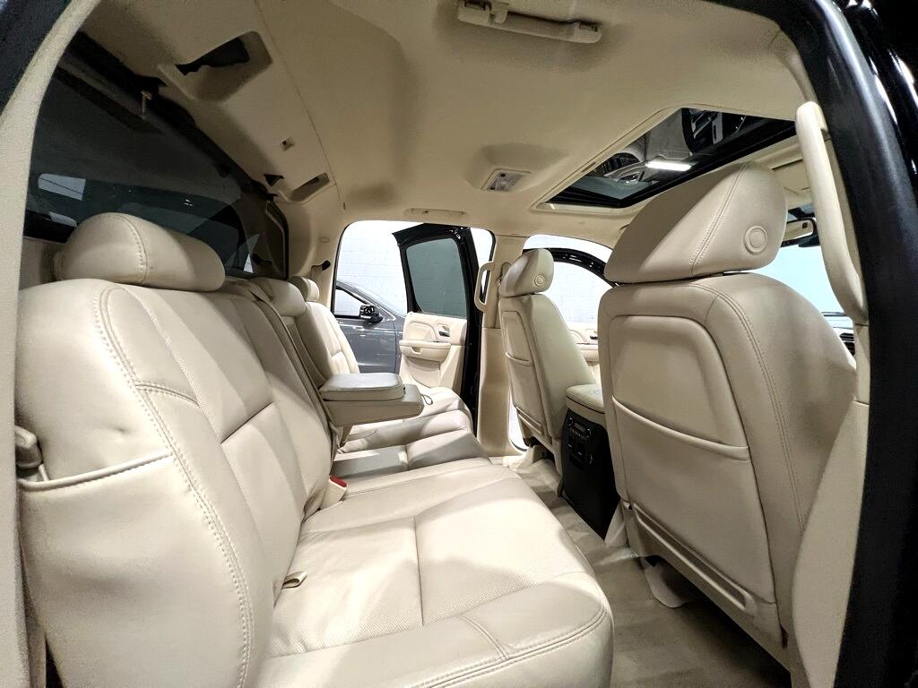 2007 Cadillac Escalade EXT photo 24