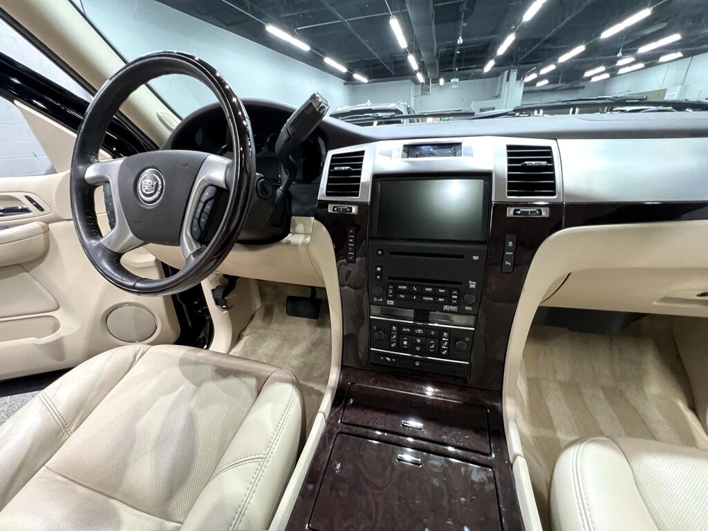 2007 Cadillac Escalade EXT photo 35