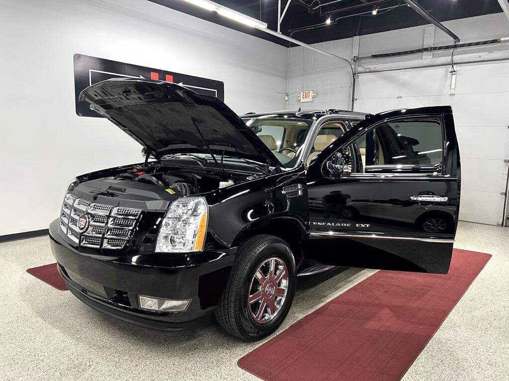 2007 Cadillac Escalade EXT photo 46